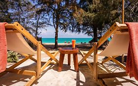 Mumsa Beach Resort Restaurant